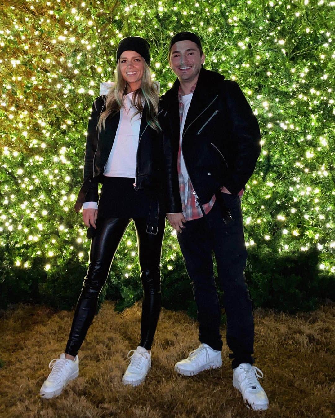 ダニエル・クヌッドソンのインスタグラム：「You're My favorite. ♥️ @alextmarshall」
