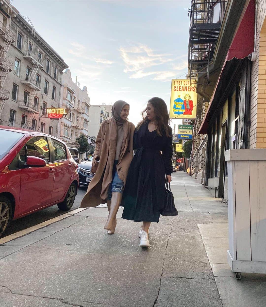 ラウディアシンシアベラのインスタグラム：「#masyaallahtabarakallah   Sweet Memories ✨ Miss u fit 🤍🌸」