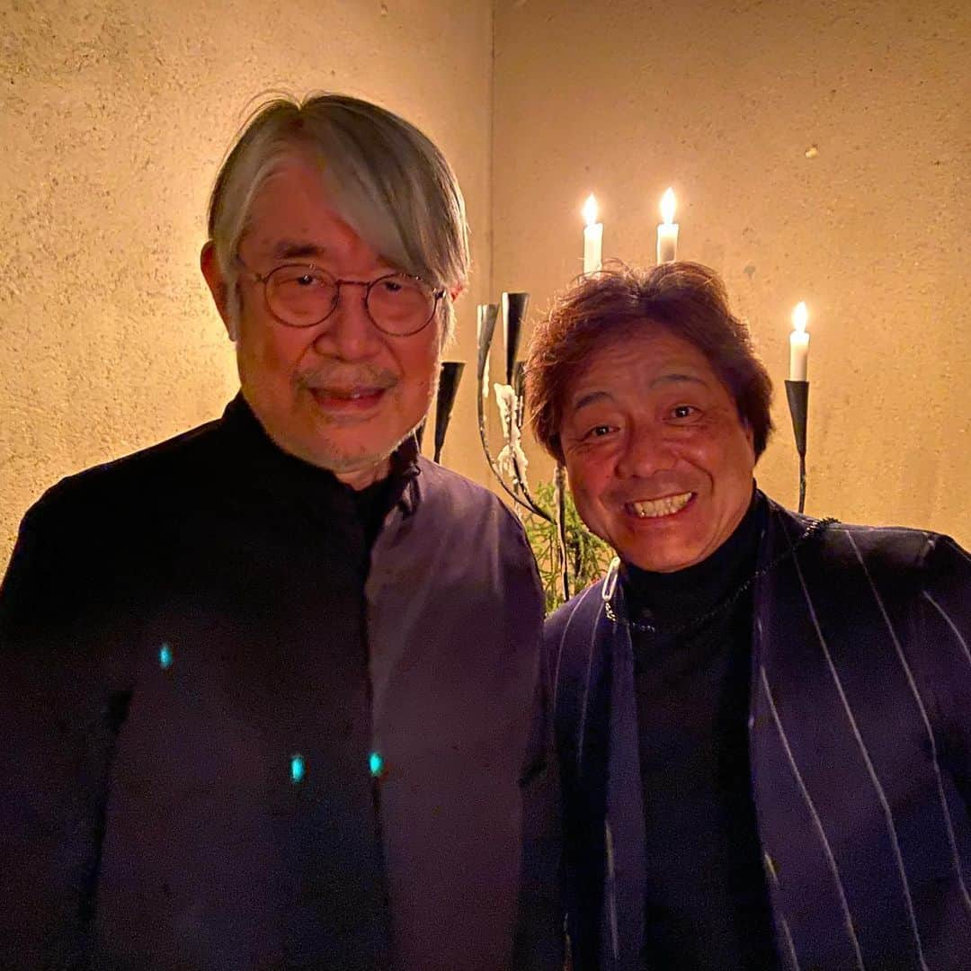 松本隆さんのインスタグラム写真 - (松本隆Instagram)「farmoonで食事してたら、長江健次さんが噂を聞きつけ挨拶しに来てくれた。」12月22日 10時40分 - takashi_matsumoto_official