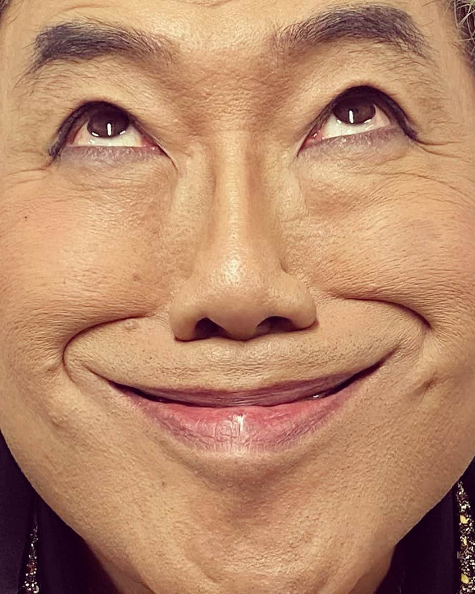 コロッケのインスタグラム：「今日夜20:00から、ものまねグランプリあるよ〜見てね〜🤗🙏🤗変な事やってるから見て見て〜お願い〜🤗🤗🙏🙏🙏」
