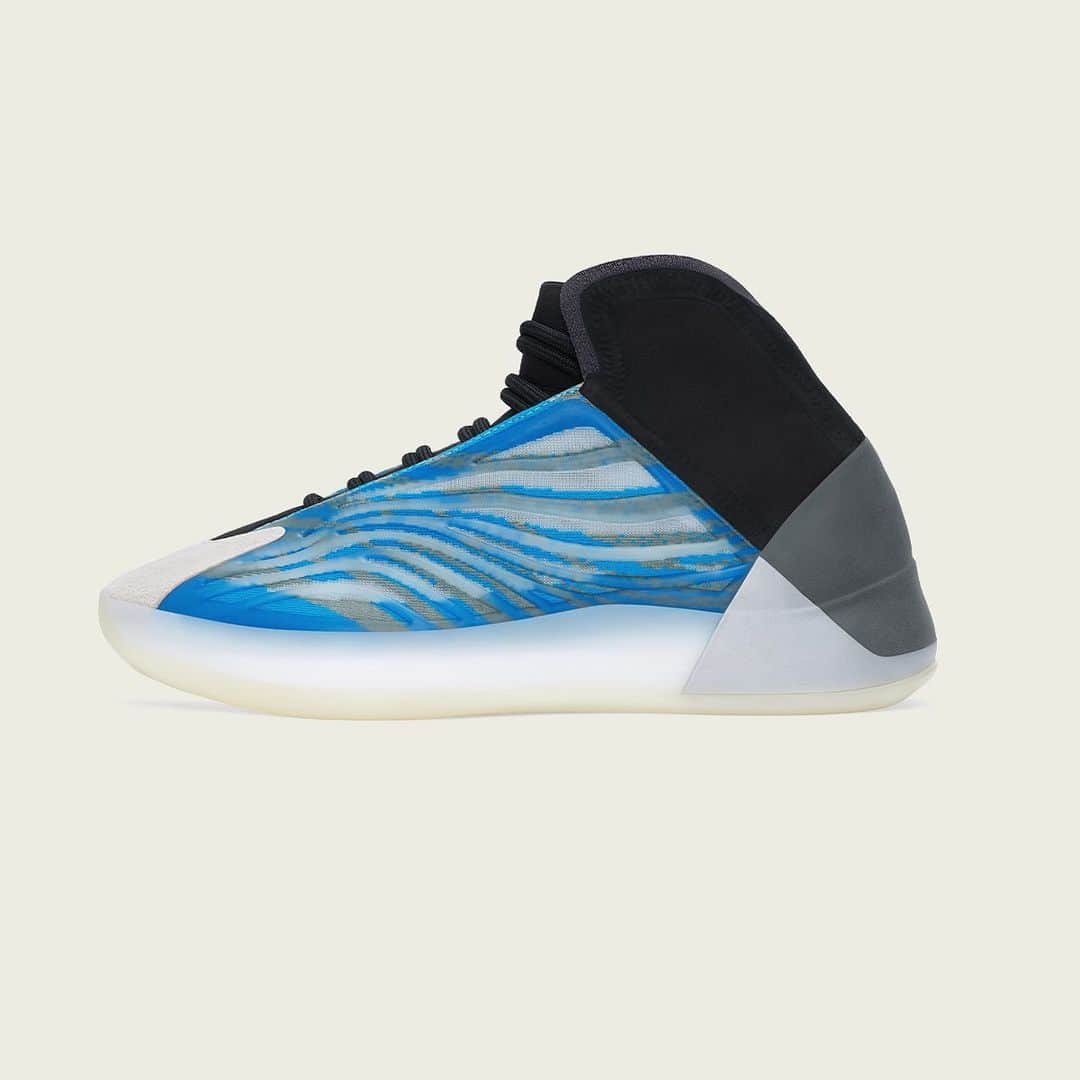 UNDFTDさんのインスタグラム写真 - (UNDFTDInstagram)「adidas Yeezy Basketball ‘Frozen Blue’ // Available Tuesday 12/22 at Undefeated.com」12月22日 11時52分 - undefeatedinc