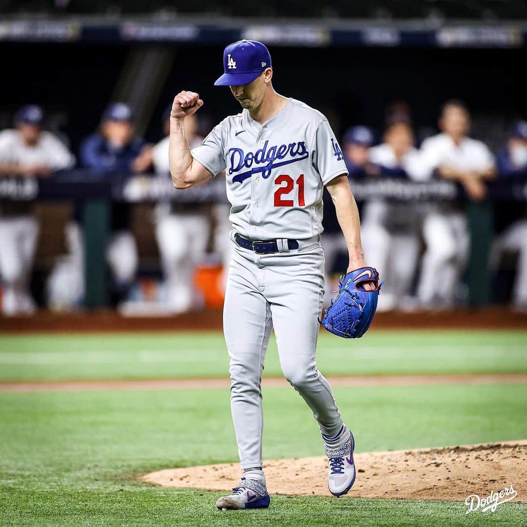 Los Angeles Dodgersさんのインスタグラム写真 - (Los Angeles DodgersInstagram)「Cruise control. ⁣ ⁣ Take a look back at the top pitching performances of the 2020 season.」12月22日 12時59分 - dodgers