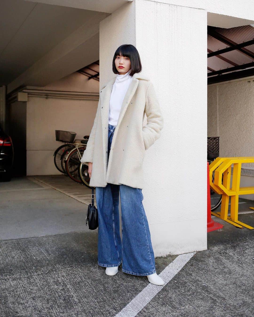 Droptokyoさんのインスタグラム写真 - (DroptokyoInstagram)「TOKYO STREET STYLE⁣⁣ ⁣ Name: @anne_colo  Occupation: Model Outer: #MM6 Pants: #JOHNLAWRENCESULLIVAN Shoes: #CHARLESKEITH  Bag: #Used #streetstyle#droptokyo#tokyo#japan#streetscene#streetfashion#streetwear#streetculture#fashion#ストリートファッション#コーディネート ⁣⁣ Photography: @abeasamidesu」12月22日 13時30分 - drop_tokyo