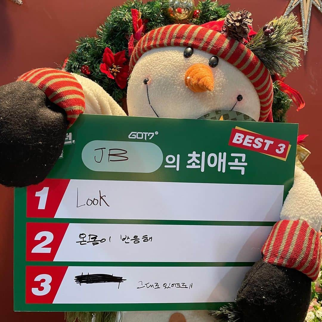 GOT7さんのインスタグラム写真 - (GOT7Instagram)「💚GOT7의 최애곡 BEST 3 & 최애안무 1💚  GOT7's BEST3 Songs & Best Choreo💚  #GOT7 #갓세븐 #IGOT7 #아가새 #GOT7_우리가사랑했던_그겨울 #GOT7_Once_Upon_A_Time」12月23日 2時13分 - got7.with.igot7