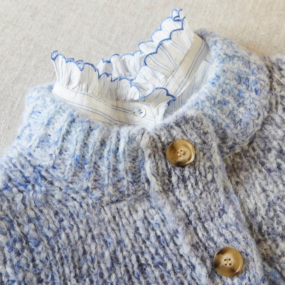 バネッサ・ブリューノさんのインスタグラム写真 - (バネッサ・ブリューノInstagram)「Enveloppée de douceur dans un cardigan en baby alpaga.⁠⠀ ⁠⠀ Wrapped softly in a baby alpaca cardigan.⁠⠀ ⁠⠀ #vanessabruno #christmasgifts #bestgiftstogive #xmasgifts #winter20」12月22日 17時58分 - vanessabruno