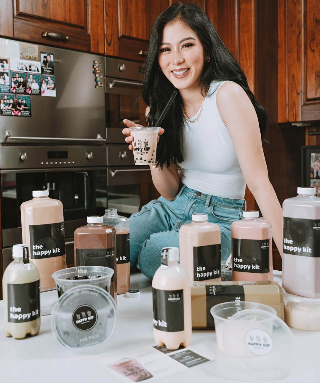 Alex Gonzagaさんのインスタグラム写真 - (Alex GonzagaInstagram)「Enjoy Happy cup in your own home!!! We now accept pre-orders! Delivery starts on dec28!! Ready to drink and Diy Happy cups!!! DM @happycupathome to order! #Happinessinyourhome #Happycupathome」12月22日 18時01分 - cathygonzaga