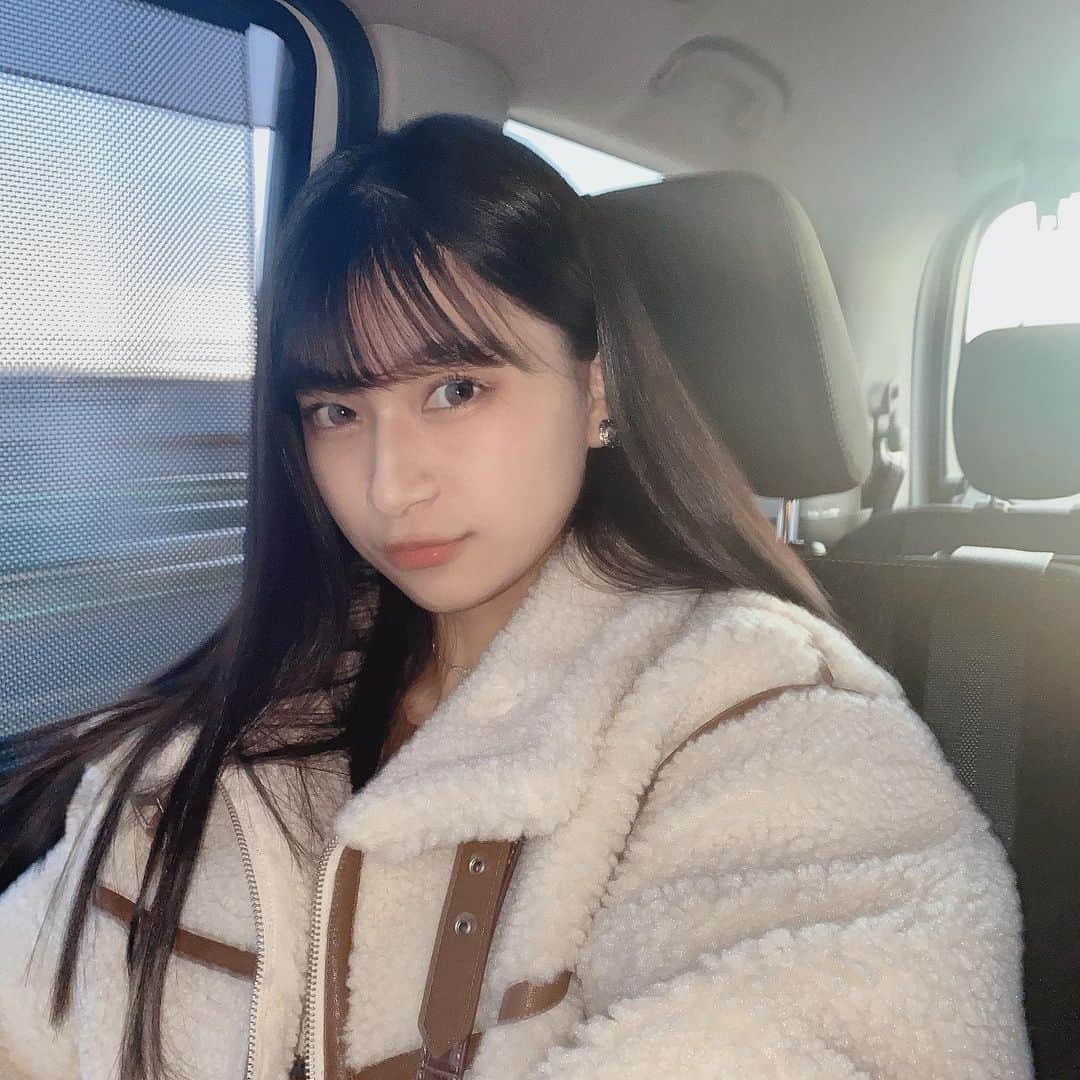 杉山緋那のインスタグラム：「カラコン付けてるみたいになった笑」