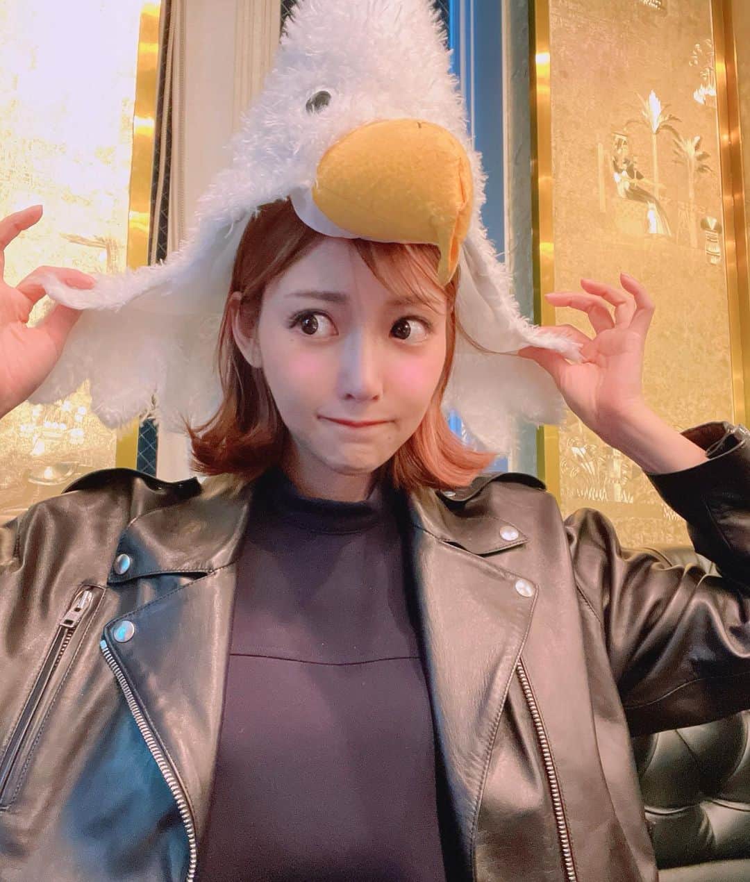 明日花キララのインスタグラム：「やだ！！！ ぼーっとしてたら今年ももう終わっちゃうじゃない🐤❄️ #くちばしきらら #この時期は一年で一番太るね」