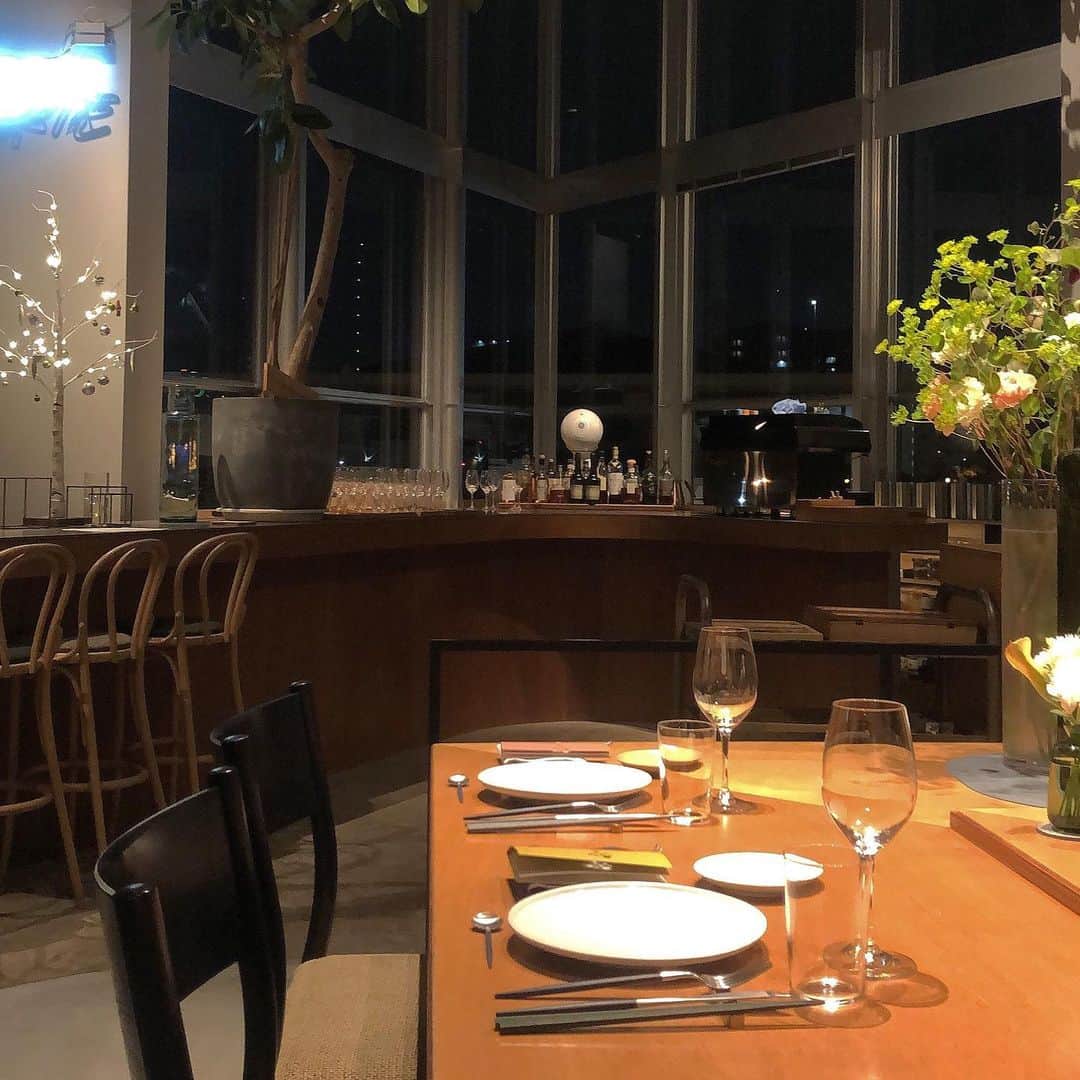 横山紗弓さんのインスタグラム写真 - (横山紗弓Instagram)「ㅤㅤ ちょっと早めのChristmas🎄♡ ずっと気になっていたSola Factory 最初から最後まで 綺麗で、美味でした。 #sola #solafactory #福岡グルメ #福岡フレンチ」12月22日 18時40分 - 1129sym