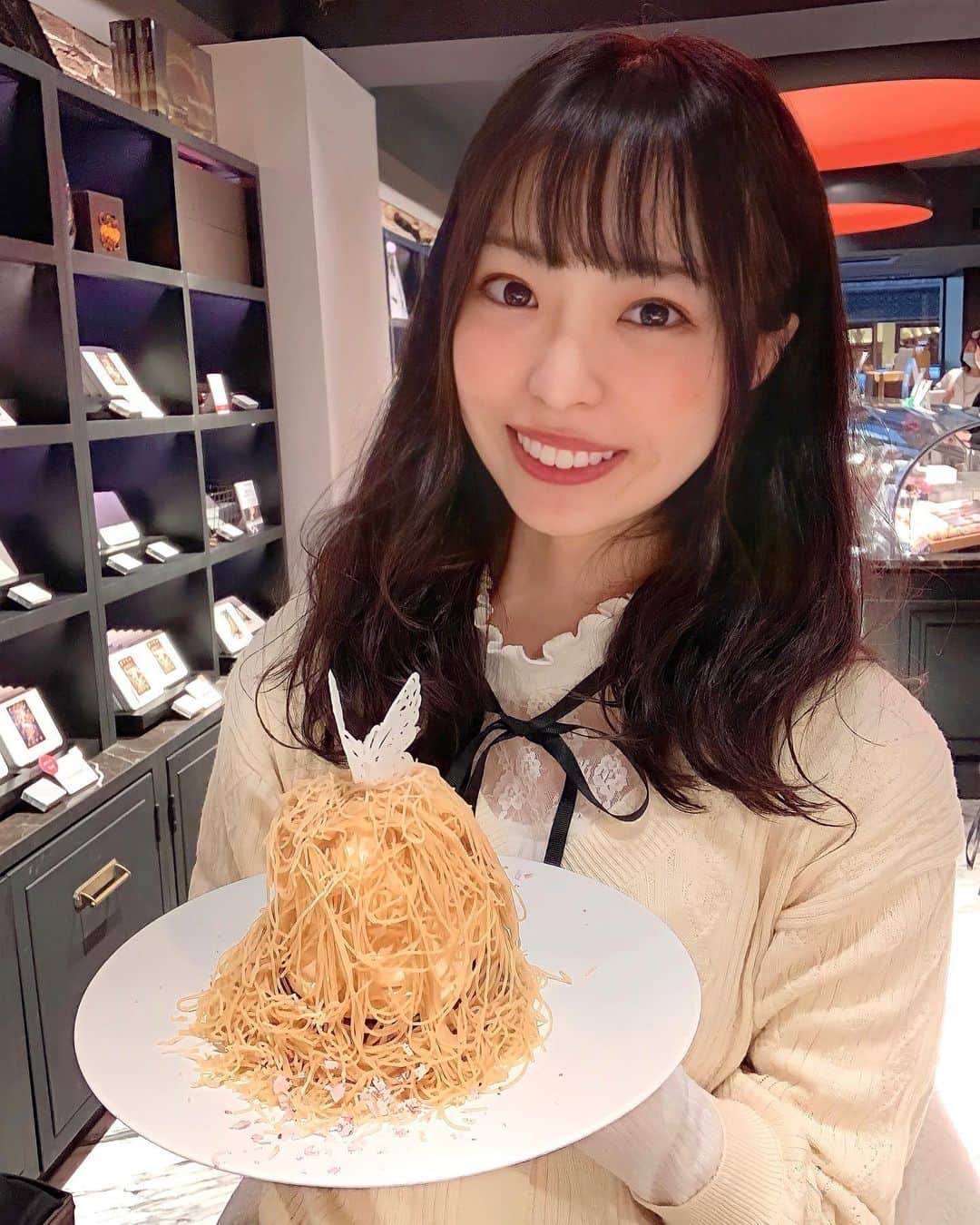 白井佑奈のグルメインスタ