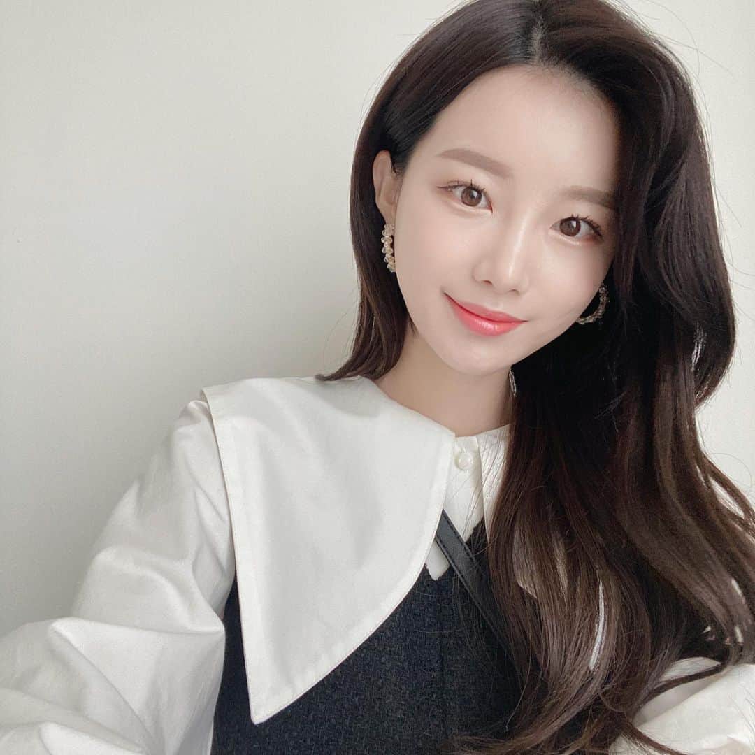 ユン・ダヨンのインスタグラム：「지인짜 오랜만에 깐다영👩🏻」