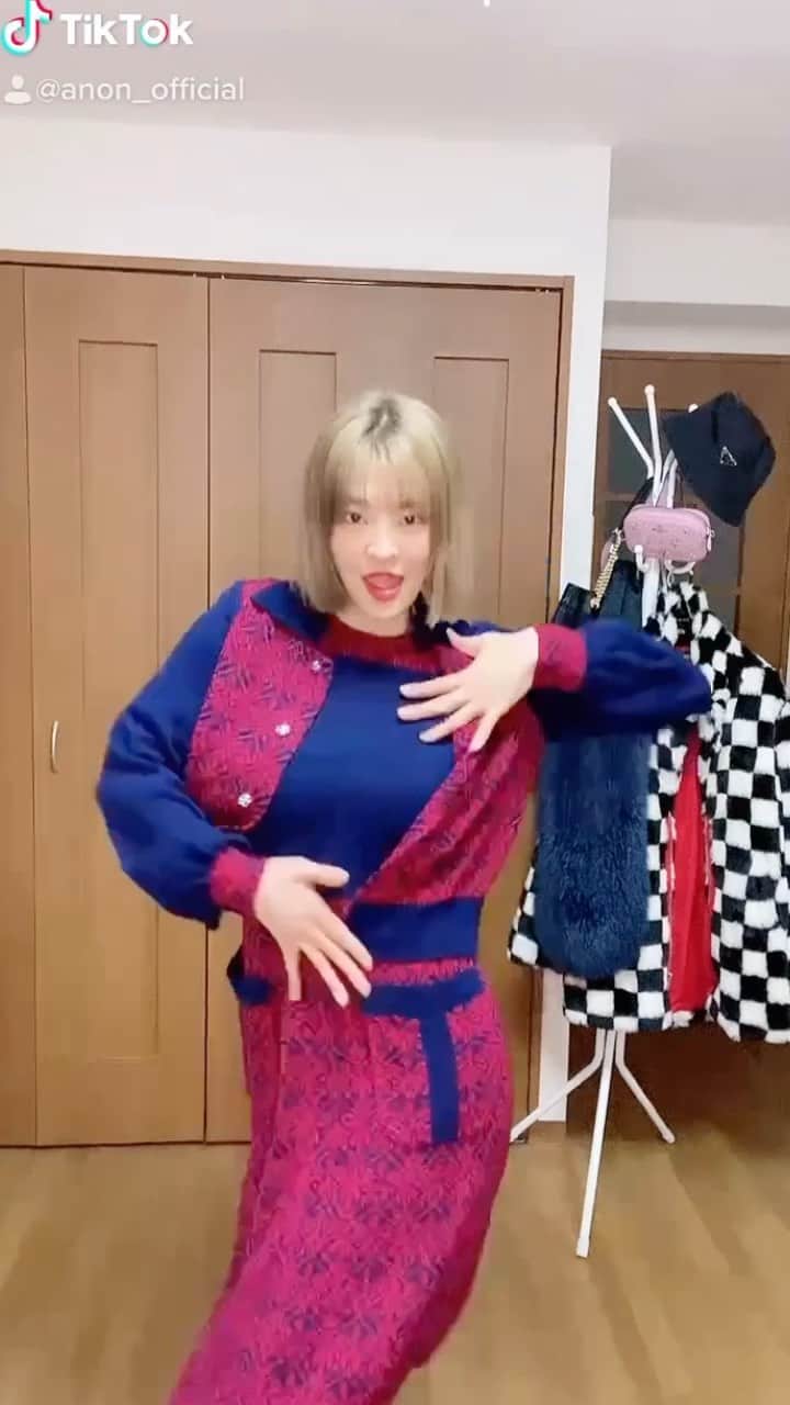 A-NONのインスタグラム：「#waacking #dance #twice #fashiongram #fashion  #love」