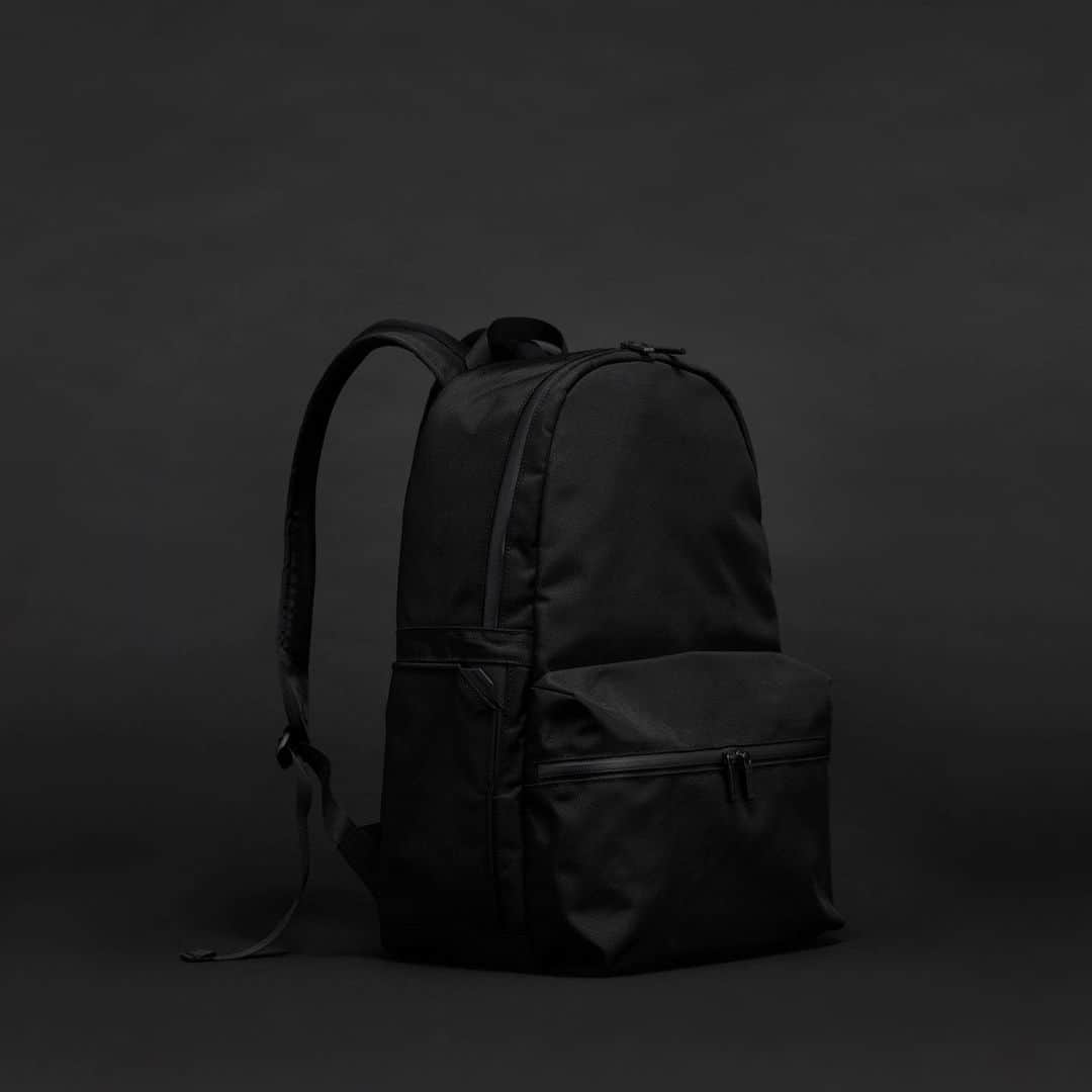 BEAMS MENさんのインスタグラム写真 - (BEAMS MENInstagram)「… MONOLITH  BACKPACK OFFICE S  12.26 Sat. at  BEAMS ROPPONGI HILLS BEAMS Online Shop ・ @monolithpack_official  @beams_roppongihills ・ #monolithpack  #このバッグは必要か #beams」12月22日 19時00分 - beams_mens_casual