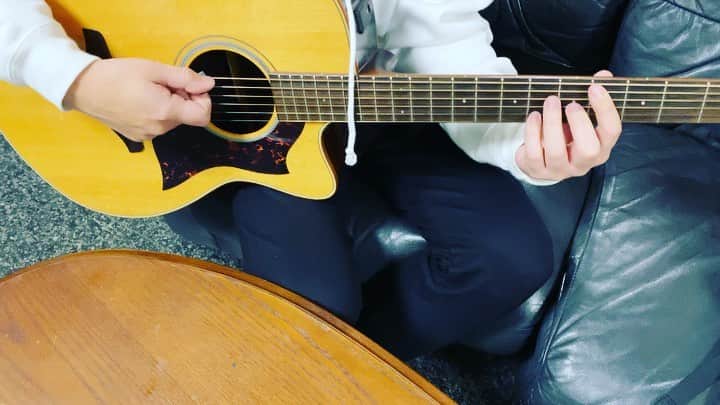 小野武正のインスタグラム：「ん？なんて？w  #わしつなぎ #Twitterでわし弾いてます」