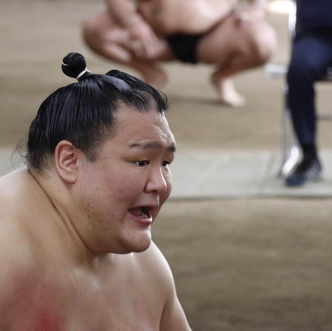 日本相撲協会さんのインスタグラム写真 - (日本相撲協会Instagram)「本日も相撲教習所で合同稽古が行われました。 合同稽古は明日、最終日を迎えます。 @sumokyokai  #大相撲 #sumo #相撲 #力士 #お相撲さん #japanphoto #sumowrestlers #japanculture #cooljapan #一月場所 #1月場所 #東京 #霧馬山 #勇輝 #霧の富士 #武隈親方 #平戸海 #若山 #對馬洋 #北勝富士 #魁勝 #宝香鵬 #狼雅 #阿武咲」12月22日 19時29分 - sumokyokai