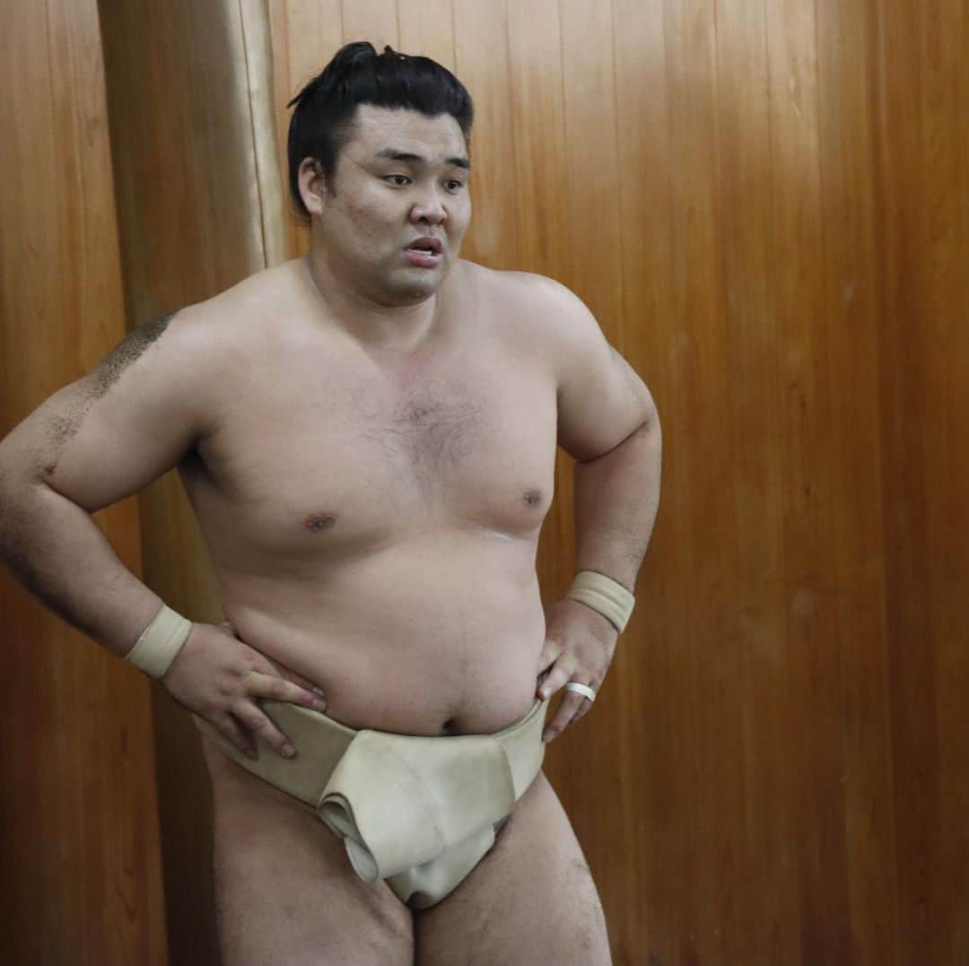 日本相撲協会さんのインスタグラム写真 - (日本相撲協会Instagram)「本日も相撲教習所で合同稽古が行われました。 合同稽古は明日、最終日を迎えます。 @sumokyokai  #大相撲 #sumo #相撲 #力士 #お相撲さん #japanphoto #sumowrestlers #japanculture #cooljapan #一月場所 #1月場所 #東京 #霧馬山 #勇輝 #霧の富士 #武隈親方 #平戸海 #若山 #對馬洋 #北勝富士 #魁勝 #宝香鵬 #狼雅 #阿武咲」12月22日 19時29分 - sumokyokai