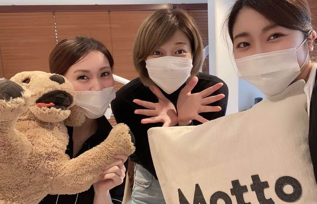 狩野舞子さんのインスタグラム写真 - (狩野舞子Instagram)「・ @motto_daikanyama に行ってきました🤗 ミクいつもありがとう🥺💕 ・ サオリちゃんにもやっと会えて嬉しかったよー🤣 ・ #motto #mottodaikanyama  #元Vリーガー #元NECレッドロケッツ #鳥越未玖  #金子早織」12月22日 19時58分 - kanochan715