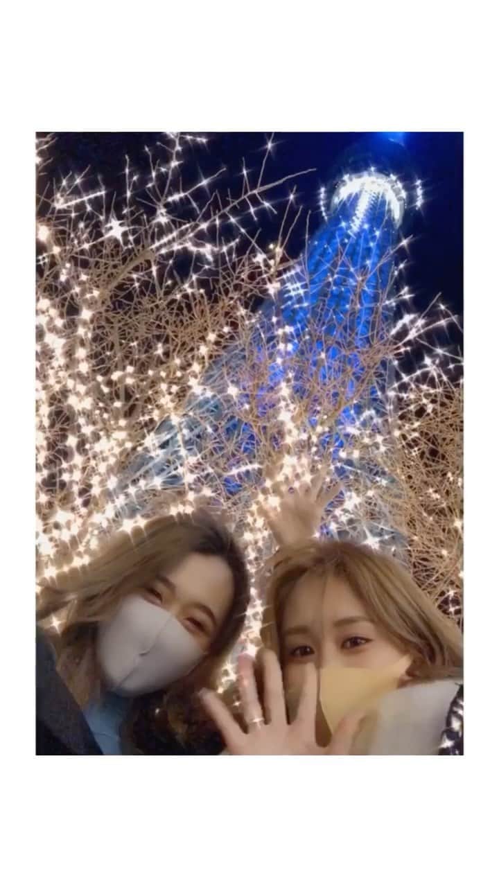 のインスタグラム：「スカイツリー🎄🎄 w/ @picowestwood   #スカイツリー #イルミネーション #クリスマスツリー #クリスマス」
