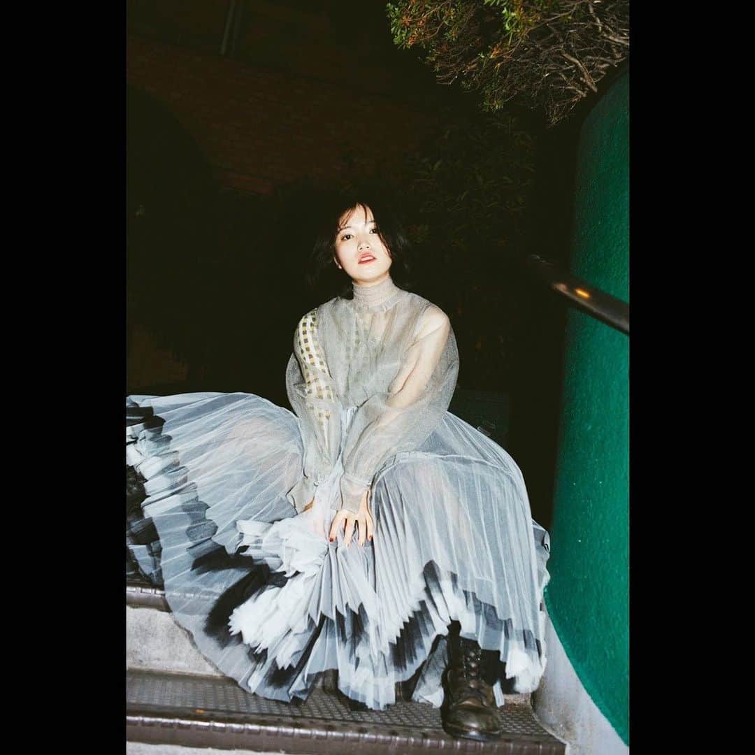 美山加恋のインスタグラム：「photo:@masataka_kougo hair:@akimi_kono make:@mihomua styling:@halna.aka #美山加恋」