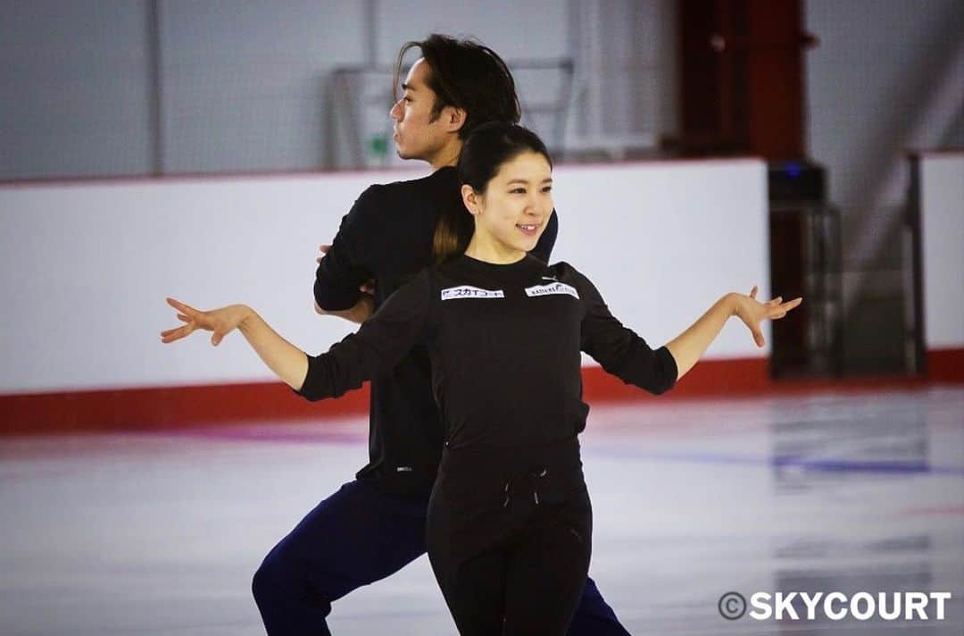村元哉中のインスタグラム：「⠀ “Hey! everybody let’s have some fun, let the good time roll” 💛 @d1sk_t 3 more days🔥 全日本選手権2020⛸🇯🇵 to the next stage !!!  ⠀ @skycourt50  @pumajapan  #kaisersfigureskateclub  #アイスダンス #icedance #かなだい」