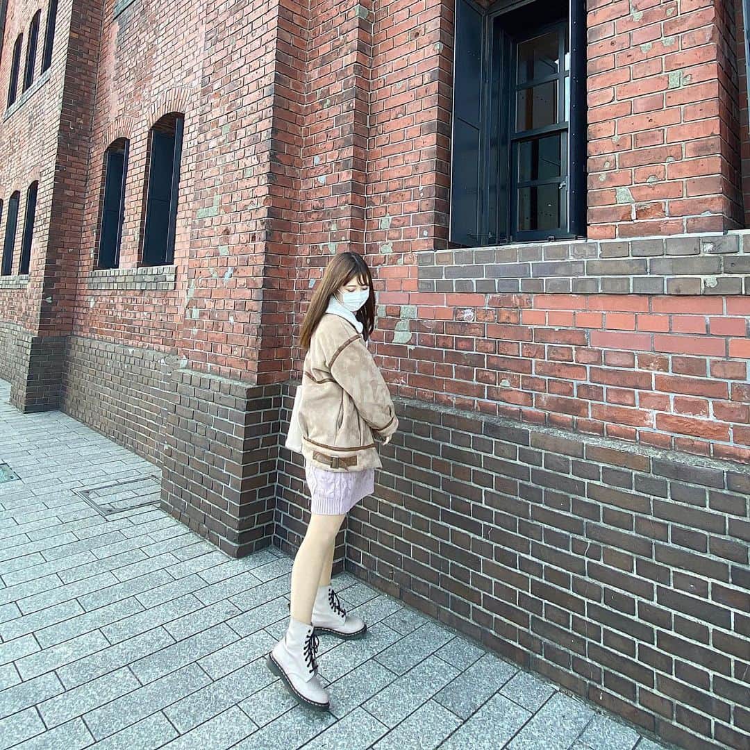 のインスタグラム：「. 久しぶりの全身コーデ☕️  今日じゃないです！！！ デートコーデっぽい（？）」