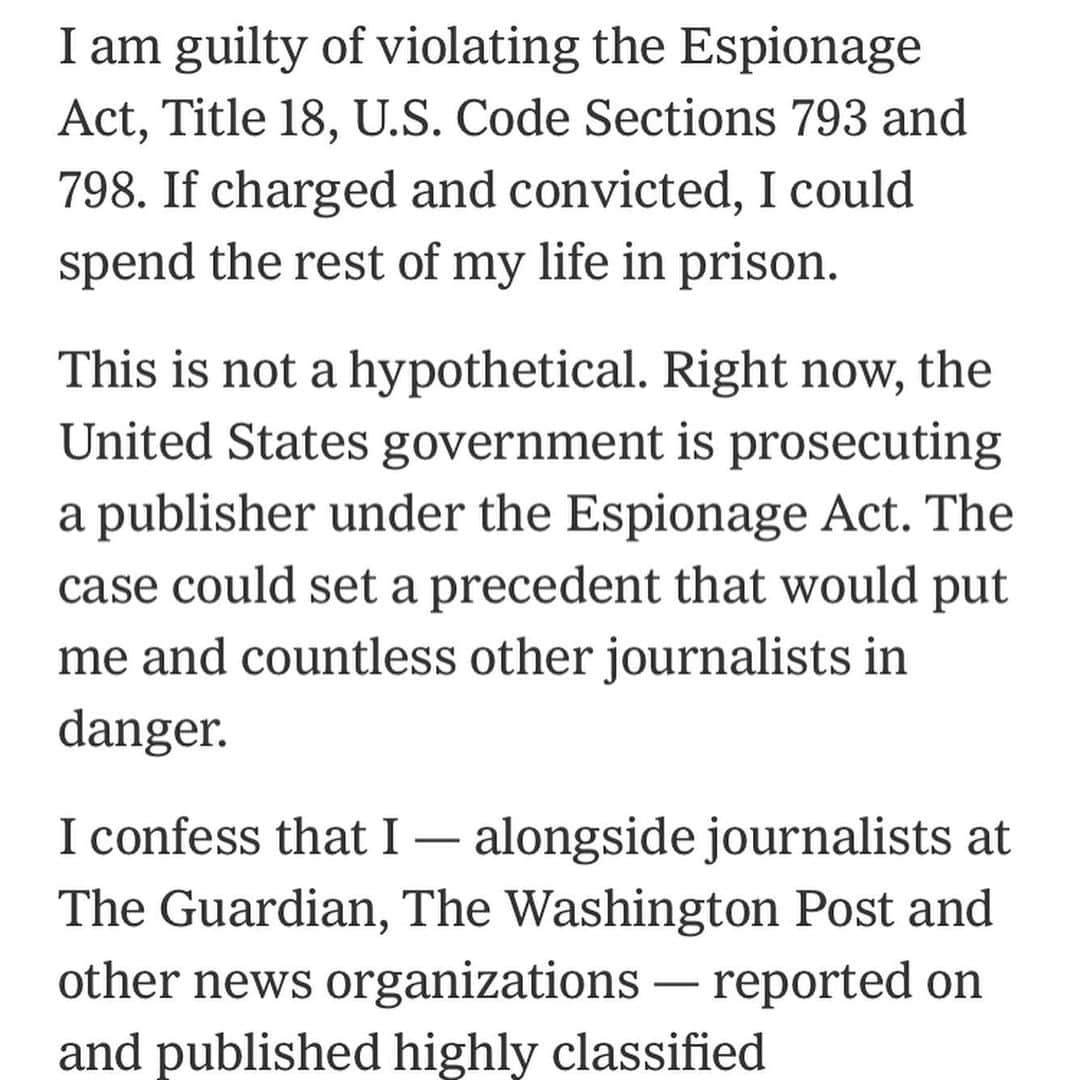 WikiLeaksさんのインスタグラム写真 - (WikiLeaksInstagram)「@nytimes In Opinion  The filmmaker and journalist Laura Poitras argues that the Justice Department should drop its charges against Julian Assange. “Every national security journalist who reports on classified information now faces possible Espionage Act charges.” #FreeAssange #PardonAssange #EspionageAct」12月22日 20時59分 - wikileaks