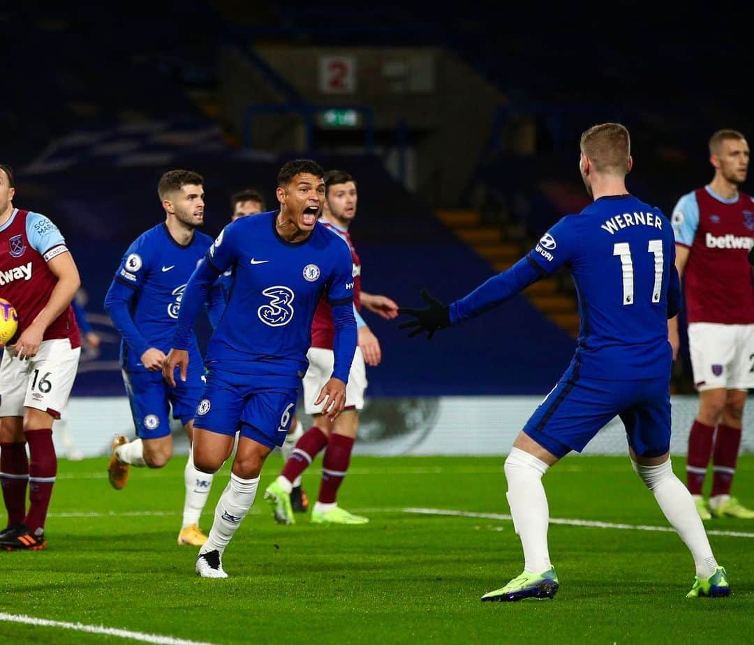 ティモ・ヴェルナーのインスタグラム：「Important three points for us just before Christmas 🔵🎄 @chelseafc」