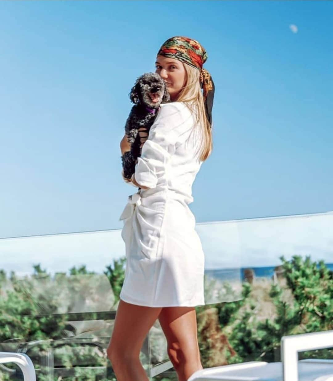 のインスタグラム：「Pirate vibes ft Bella 🐾」