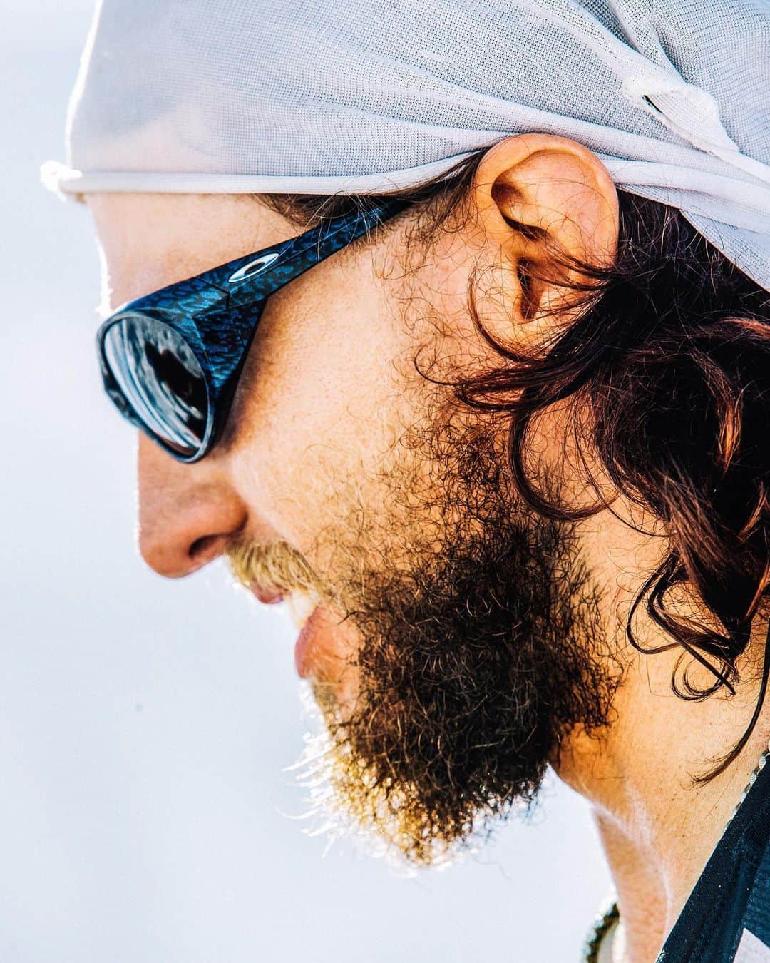 OAKLEYのインスタグラム：「Taking slope style to new levels. @hharlaut #ForTheLoveOfSport」
