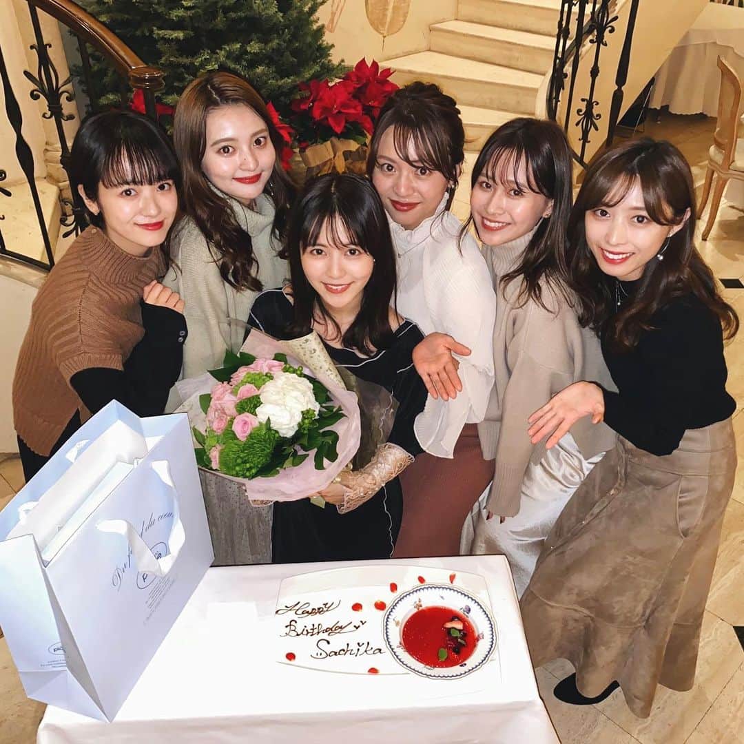 新田さちかのグルメインスタ