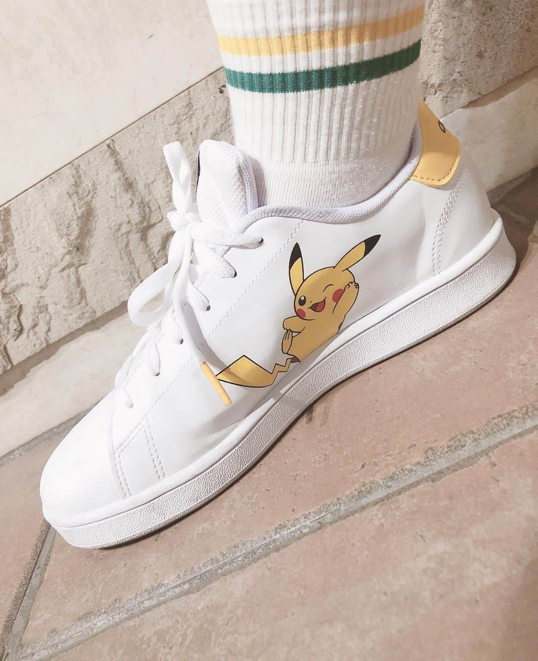 進藤あまねさんのインスタグラム写真 - (進藤あまねInstagram)「adidas × Pokémon  #adidas #Pokémon #靴　#靴下ヤマト運輸の色」12月22日 22時07分 - amane_shindo_official