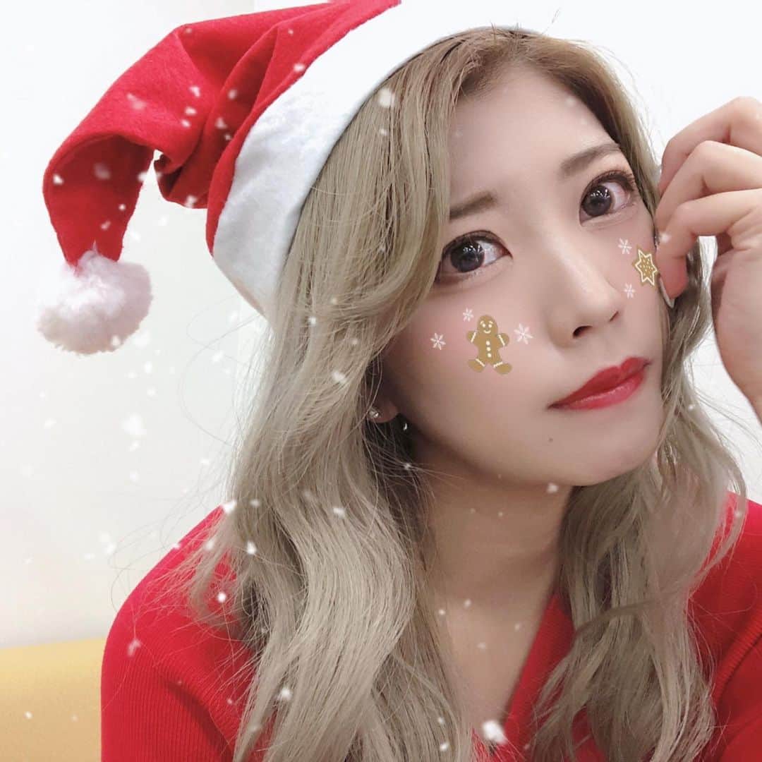 EON（梶野恵園）のインスタグラム：「﻿ ﻿ もうすぐだと聞いております  🎅🏻🎅🏻🎅🏻🎅🏻🎅🏻🎅🏻🎅🏻」