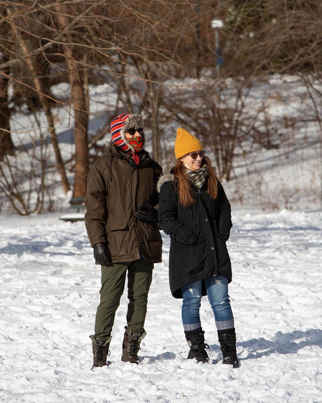 WWDジャパンさんのインスタグラム写真 - (WWDジャパンInstagram)「スナップ：ニューヨーカーの「雪の日」コーディネート　公園で過ごす人々をスナップ  アメリカでは17日、ニューヨーク州および近郊の州をはじめとする北東部一帯で数年ぶりの大雪に見舞われた。  ここでは、ニューヨーク市ブルックリンのプロスペクトパーク（Prospect Park）を訪れた人々の雪の日のファッションや過ごし方を見てみよう。  スナップ全25枚は @wwd_jp のストーリーまたはプロフィールのリンクから  PHOTOS : LEXIE MORELAND / WWD ©️FAIRCHILD PUBLISHING, LLC  #snow#snowday#snowinnewyork#brooklyn#雪#❄️#⛄️」12月22日 22時49分 - wwd_jp