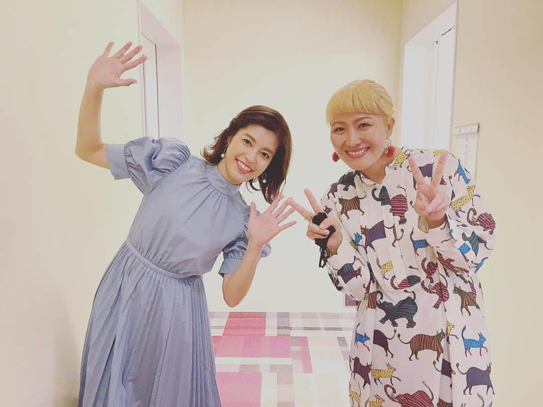 丸山桂里奈さんのインスタグラム写真 - (丸山桂里奈Instagram)「今日は収録で、愛花さんと一緒でした😌つい最近もロケで、またあっというまに会えるなんて💁‍♂️💁‍♂️💁‍♂️ 最高ですね😊❤️ また早く会えますように〜  #収録 #愛花さん #おもろすぎ #私の話をよくわかってくれる #最強 #元気印 #早くまた会いたいな #いい意味で #インスタバエ」12月22日 23時06分 - karinamaruyama