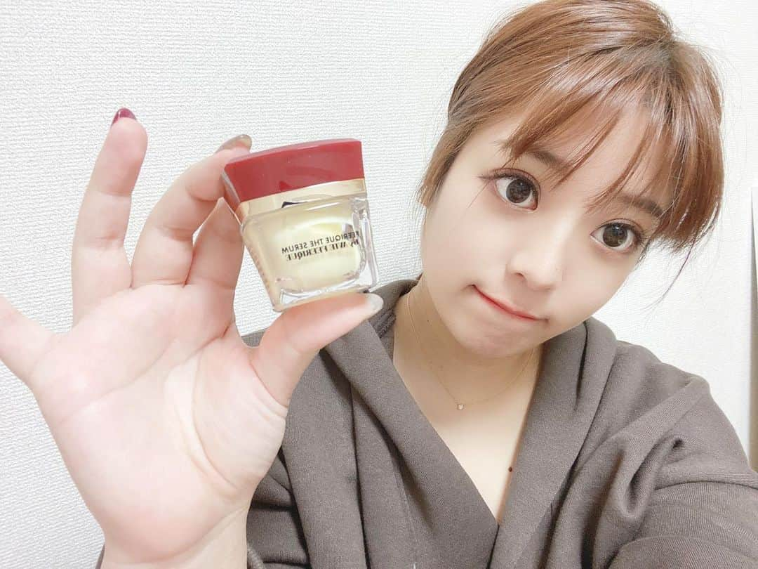 蒼木るいさんのインスタグラム写真 - (蒼木るいInstagram)「FEERIQUE THE SERUM(フェリークザセラム)✨ 使ってみました😊  美容クリームにありがちなベタつきも匂いも気にならなくて使いやすい♬  #AVIEFEERIQUE#FEERIQUETHESERUM @aviefeerique #skincare#vitamin#ビタミンC美容クリーム#ビタミンC誘導体高配合 #美容クリーム#美容#スキンケア#スキンケア用品」12月22日 22時59分 - rui__aoki__