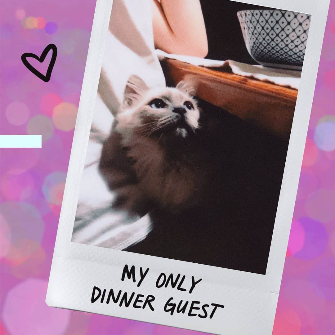 Fujifilm Instax North Americaさんのインスタグラム写真 - (Fujifilm Instax North AmericaInstagram)「'Tis the season to give a shout-out: who made you feel connected this year? From your delivery person to your friends next-door, give some love to the people who were there for you in 2020. Post a print of them (or up to 10) with #Give10 and tag us @fujifilm_instax_northamerica, so we can share your shoutout!  #instax #shoutout #dontjusttakegive」12月23日 0時02分 - fujifilm_instax_northamerica