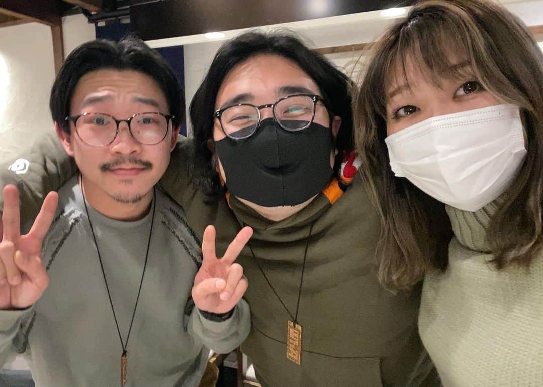 稲田美紀のインスタグラム：「． ． オズいとくんと会えたーー！！！！嬉しい☺️Ｍー１ボーイズにすぐ会えた縁起良い✨ #カーキ #khaki  #オズワルド #ビスケットブラザーズ #m1グランプリ」