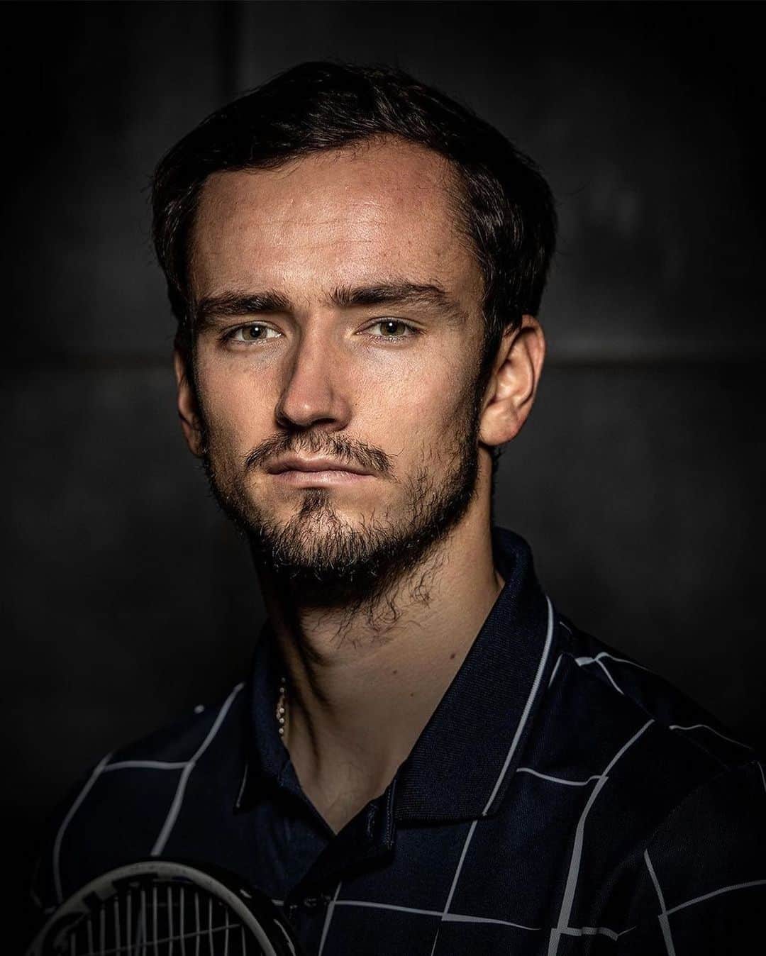ダニール・メドベージェフのインスタグラム：「Waiting for 2021 tournaments like 🙄// Настроение - жду турниров🙄」