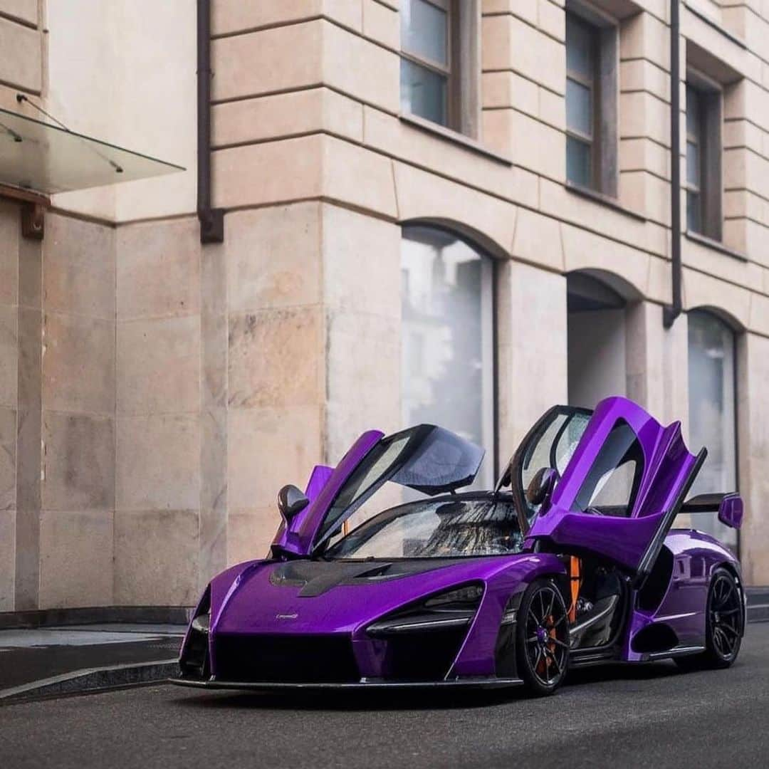 CarsWithoutLimitsさんのインスタグラム写真 - (CarsWithoutLimitsInstagram)「Purple McLaren Senna 🔮 Owner @niederprince  Photo @pursuitcars   #carswithoutlimits #mclaren #senna」12月23日 0時52分 - carswithoutlimits