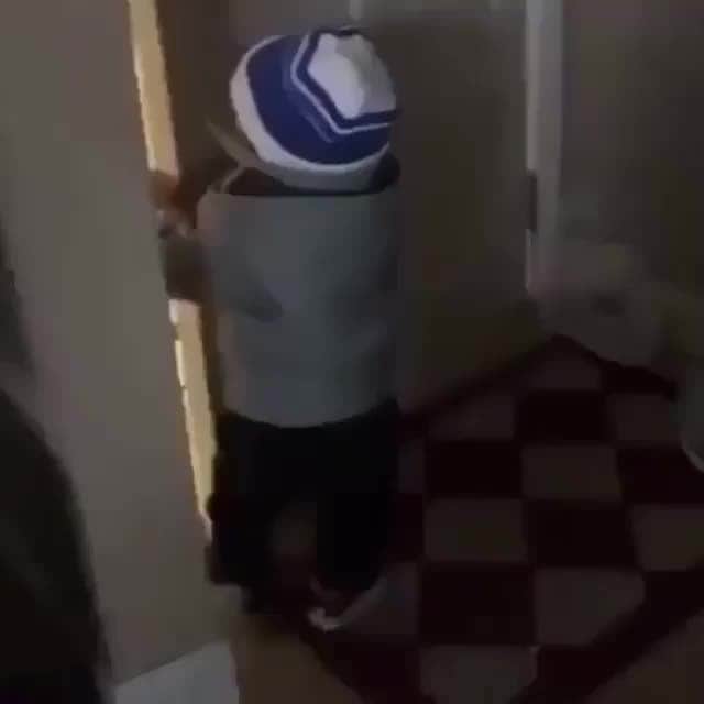 マット・マクゴリーのインスタグラム：「Lockdown b like…⁠ Repost from @winstoncduke⁠ •⁠ Me too bro!!」