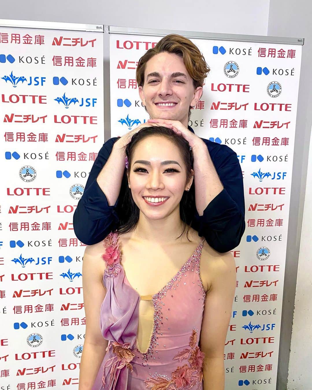 フジテレビスケートのインスタグラム：「❄️フィギュアスケート❄️ 2020年12月25日開幕🎊 全日本選手権@長野🍎  #figureskate #フィギュアスケート #全日本選手権 #出場全選手紹介 #DAY22 #前回王者 #小松原組 #美里尊 #チームココ #宇野昌磨 #紀平梨花」