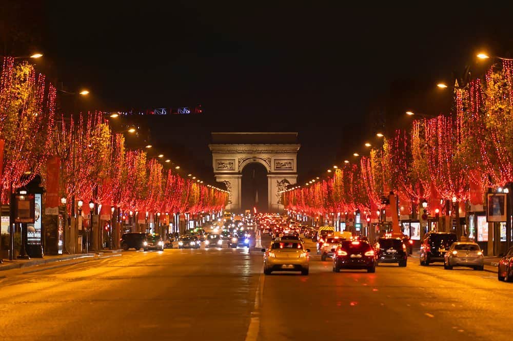 夏木マリさんのインスタグラム写真 - (夏木マリInstagram)「#paris #xmas  #champselysees #nightview #Thereisn'tanyone   Parisの友人から.... いま、夜中かな......」12月23日 11時04分 - mari_natsuki