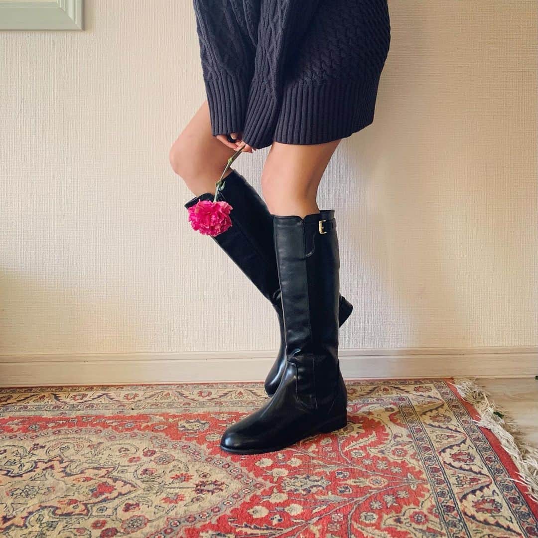 美優さんのインスタグラム写真 - (美優Instagram)「ロングブーツ👢﻿ ﻿ 久しぶりに購入。﻿ ロングブーツってこんなに暖かかったんだ😳✨﻿ ﻿ @sesto_shoes」12月23日 11時42分 - miyu11_20