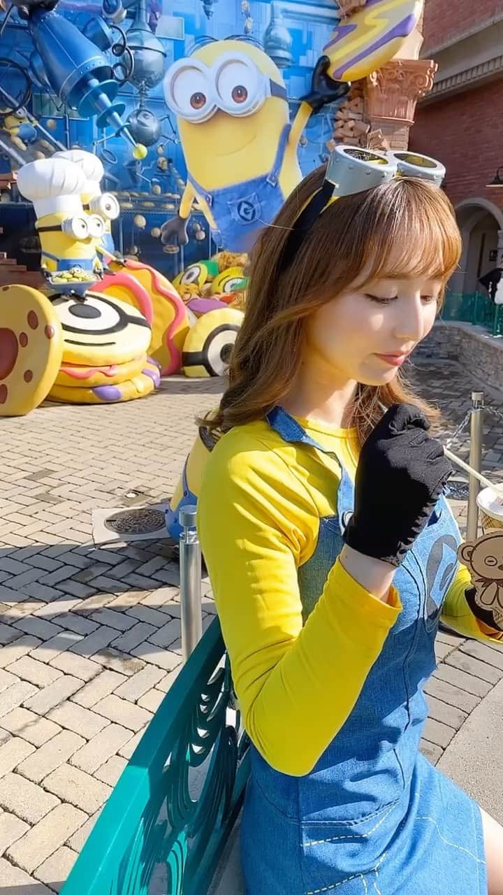 堀尾実咲のインスタグラム：「🍌🖤  #大阪 #osaka #ユニバーサルスタジオジャパン #ユニバ #ユニバコーデ #ミニオン #ミニオンコーデ #usj #usjコーデ」