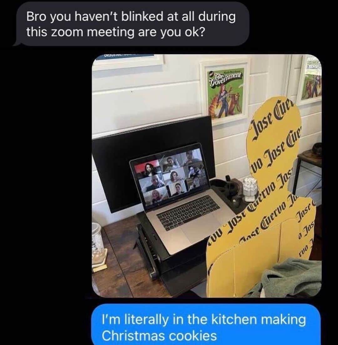 ミンディ・カリングのインスタグラム：「Oh sorry I was on mute! (via @memes)」