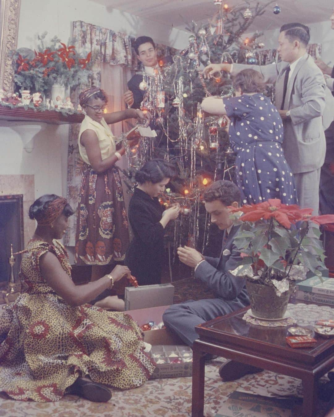 lifeのインスタグラム：「The very first electric Christmas tree lights—a simple strand of red, white, and blue bulbs—were invented by Thomas Edison's Illumination Company in 1882. To see more Christmas joy (and beautifully lit trees!), tap the link in bio.   (📷 Eliot Elisofon, 1956; Ralph Crane, 1956; Peter Stackpole, 1953; John Dominis, 1962 / All LIFE Picture Collection)  #christmastreedecorating #christmastree #christmaslights #christmasfestivities」