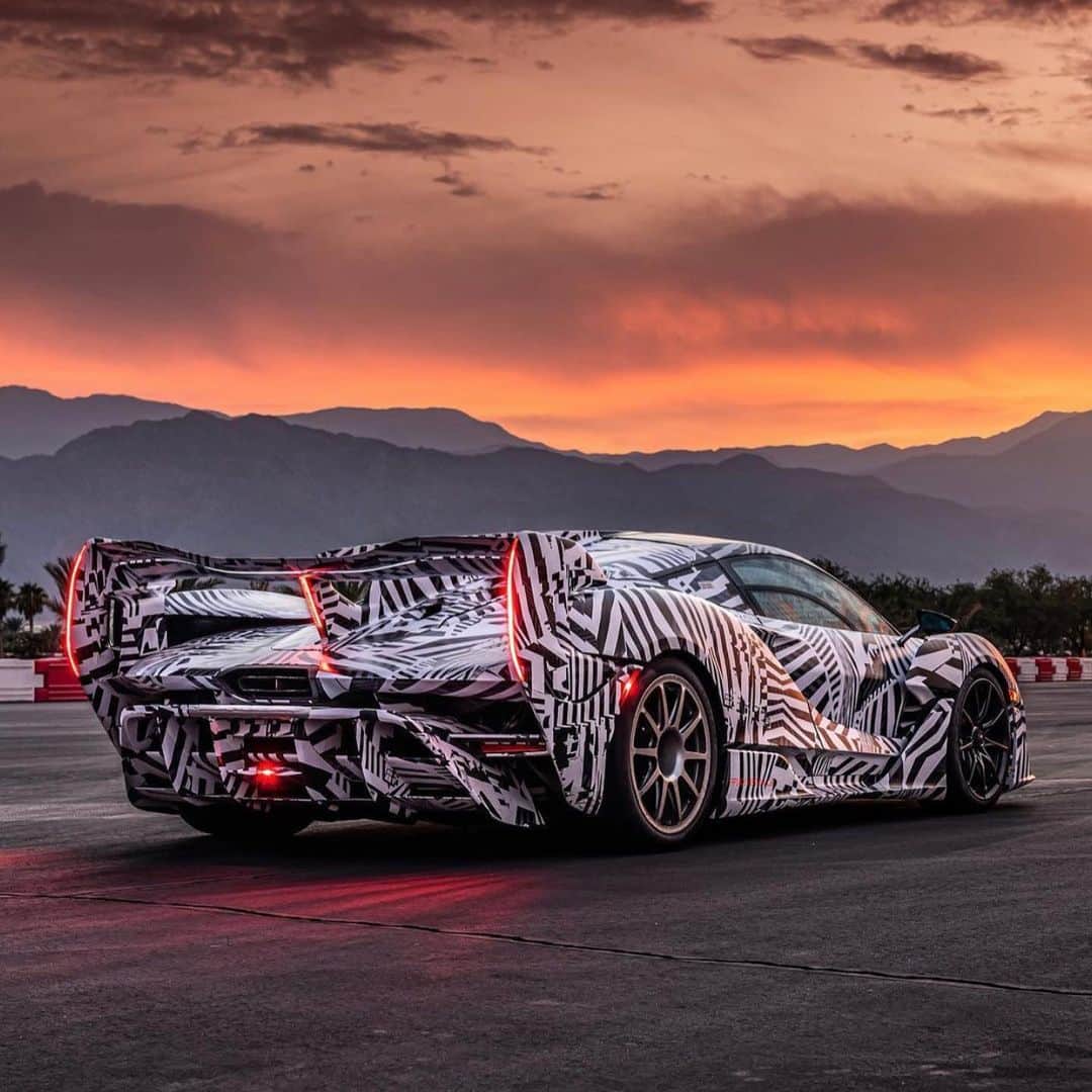 CarsWithoutLimitsさんのインスタグラム写真 - (CarsWithoutLimitsInstagram)「The all-new 824HP McLaren Sabre 🍣 Via @indujan_  Photos @motortrend   #carswithoutlimits #mclaren #sabre」12月23日 4時28分 - carswithoutlimits