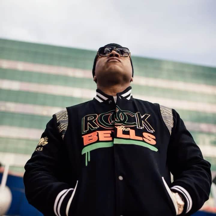 LL・クール・Jのインスタグラム：「DAY TEN!! Today's giveaway is the SOLD OUT @rockthebells x @alexanderjohndesign x @roots Collab Chain Varsity Jacket!!!  Entry Guidelines: • Follow me (@LLCOOLJ) AND @ROCKTHEBELLS on Twitter • Comment 💯 below when done  *BONUS ENTRIES if you share this post to your stories OR tag 2+ friends*   Shop the @rockthebells x @alexanderjohndesign Chain Collection on http://ROCKTHEBELLS.COM   Giveaway will take place from 12/13-12/24. Winner will be selected daily and contacted via Instagram, Twitter or Facebook DM (depending on the entry guidelines). Winner must be 18+ and based in the US with a public profile. This contest is not sponsored, administered, or associated with Instagram, Inc. By entering, entrants confirm that they are 18+ years of age, and agree to Instagram's terms of use. Link in bio to the Terms & Conditions.」