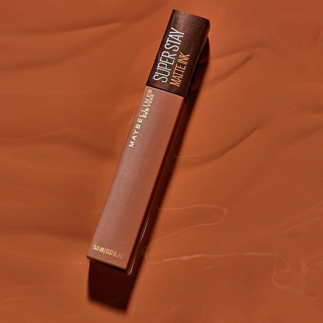 Maybelline New Yorkさんのインスタグラム写真 - (Maybelline New YorkInstagram)「Which #superstaymatteink coffee edition shades have you collected so  far? We can’t get enough of this shade ‘caramel collector’, for our winter makeup looks! 💋」12月23日 5時33分 - maybelline