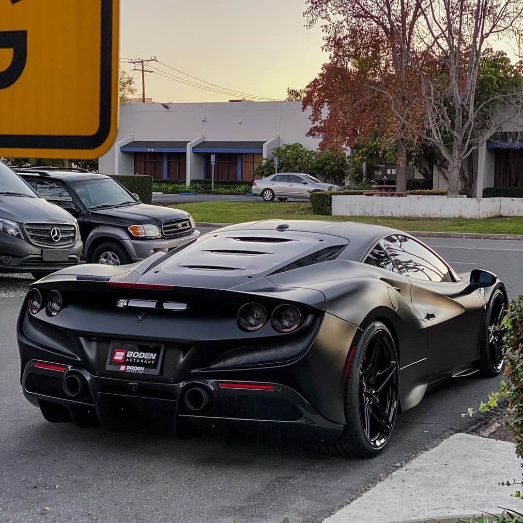CARLiFESTYLEさんのインスタグラム写真 - (CARLiFESTYLEInstagram)「Stealthy Ferrari F8 on @anrkywheels #carlifestyle @boden_autohaus」12月23日 6時08分 - carlifestyle